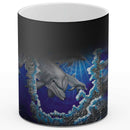 Sonja Ariel von Staden Kunstdruck Tasse / 325 ml (Thermoeffekt) Delfinbild: Neugierige Delfine - Kunsdruck