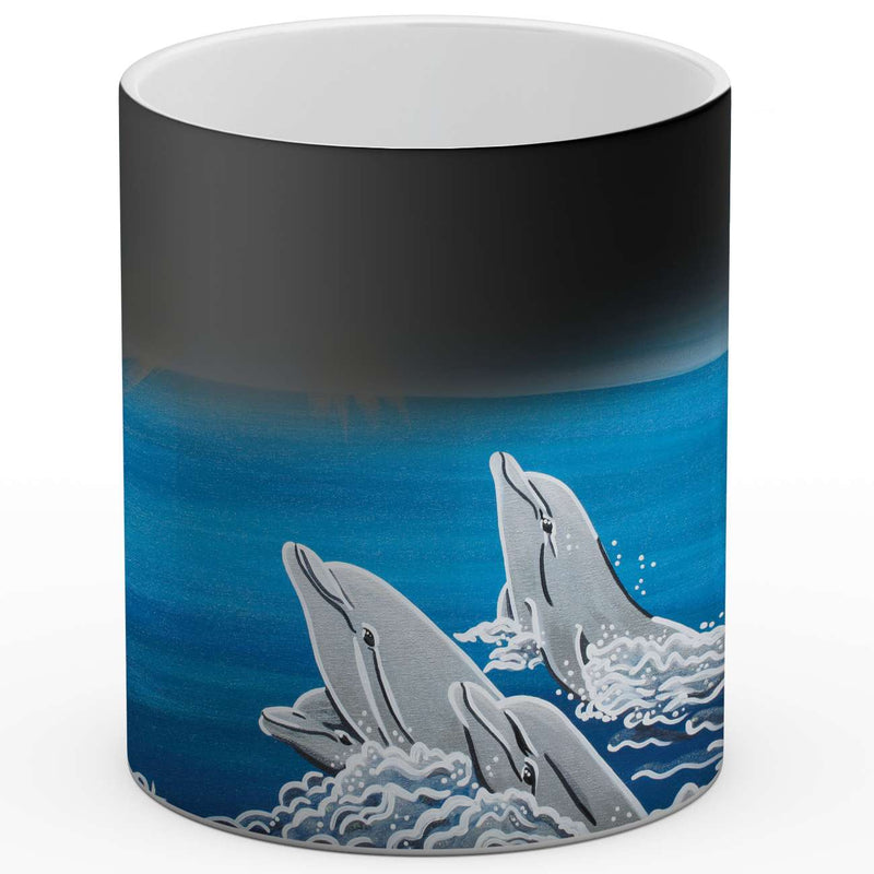 Sonja Ariel von Staden Kunstdruck Tasse / 325 ml (Thermoeffekt) Delfinbild: Sonnenbad der Delfine - Kunstdruck