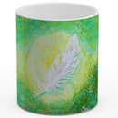 Sonja Ariel von Staden Kunstdruck Tasse / 325 ml (Variation 1) Kraftbild: Feder der Natürlichkeit - Kunstdruck