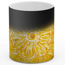 Sonja Ariel von Staden Kunstdruck Tasse / 325 ml (Thermoeffekt) Kraftbild: Grenzen sprengen - Kunstdruck